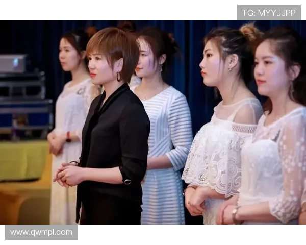 解说：约老师半场三双表现惊艳杰伦约全明星名额稳如泰山